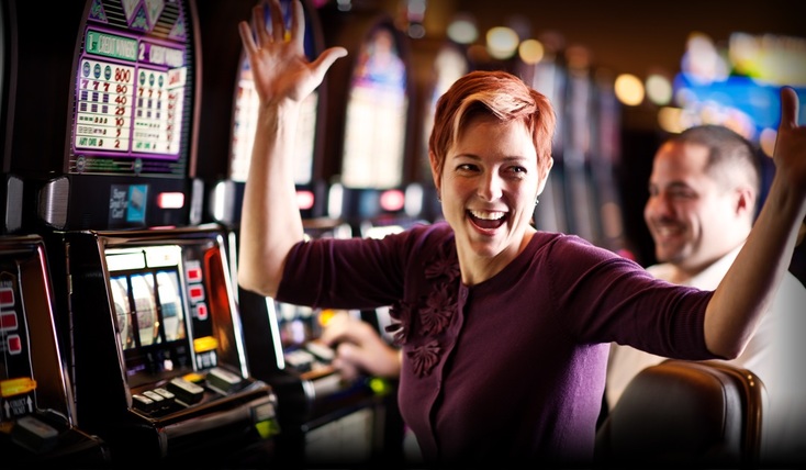 Online Slot Sites vs. Physical Casinos: Which Offers Better Odds?